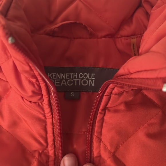 Kenneth Cole Reaction Women's Quilted Vest, size S, burnt orange - Picture 2 of 4